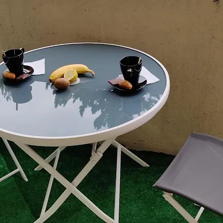 Chez Emy & Tom * كابورغ